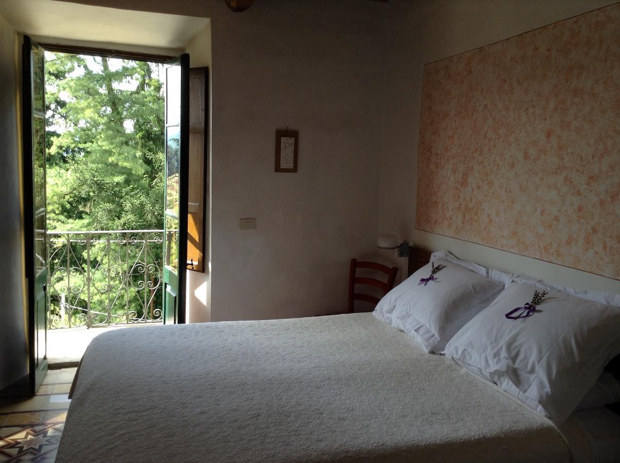 Casa Fontana Tuscany B&B Barga Quarto foto